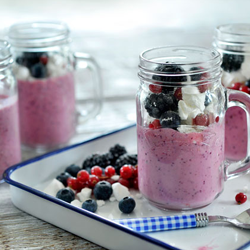 Bosvruchten merengue shake uit de Philips Blender